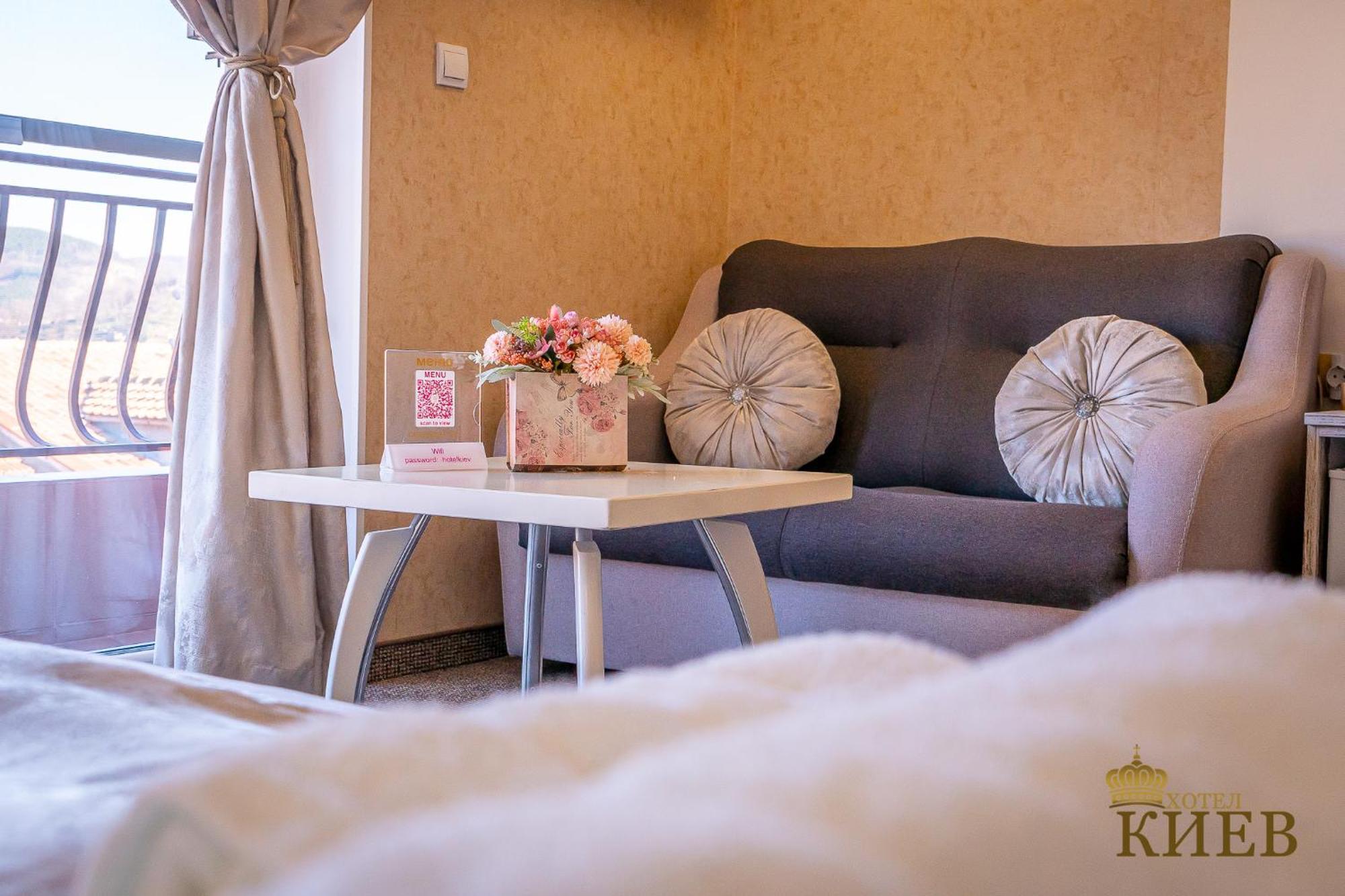Hotel Kiev Veliko Tarnovo Kültér fotó