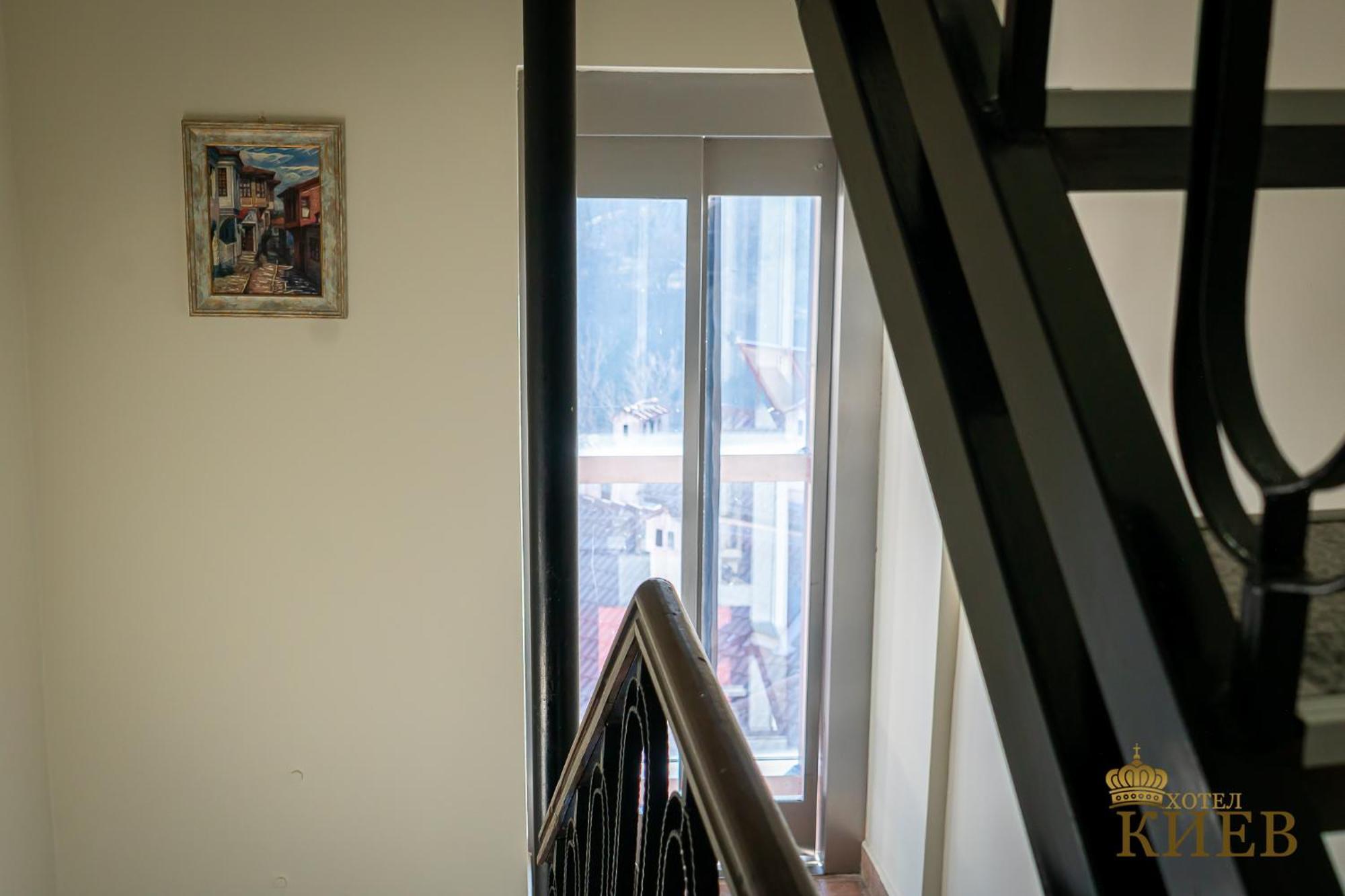 Hotel Kiev Veliko Tarnovo Kültér fotó