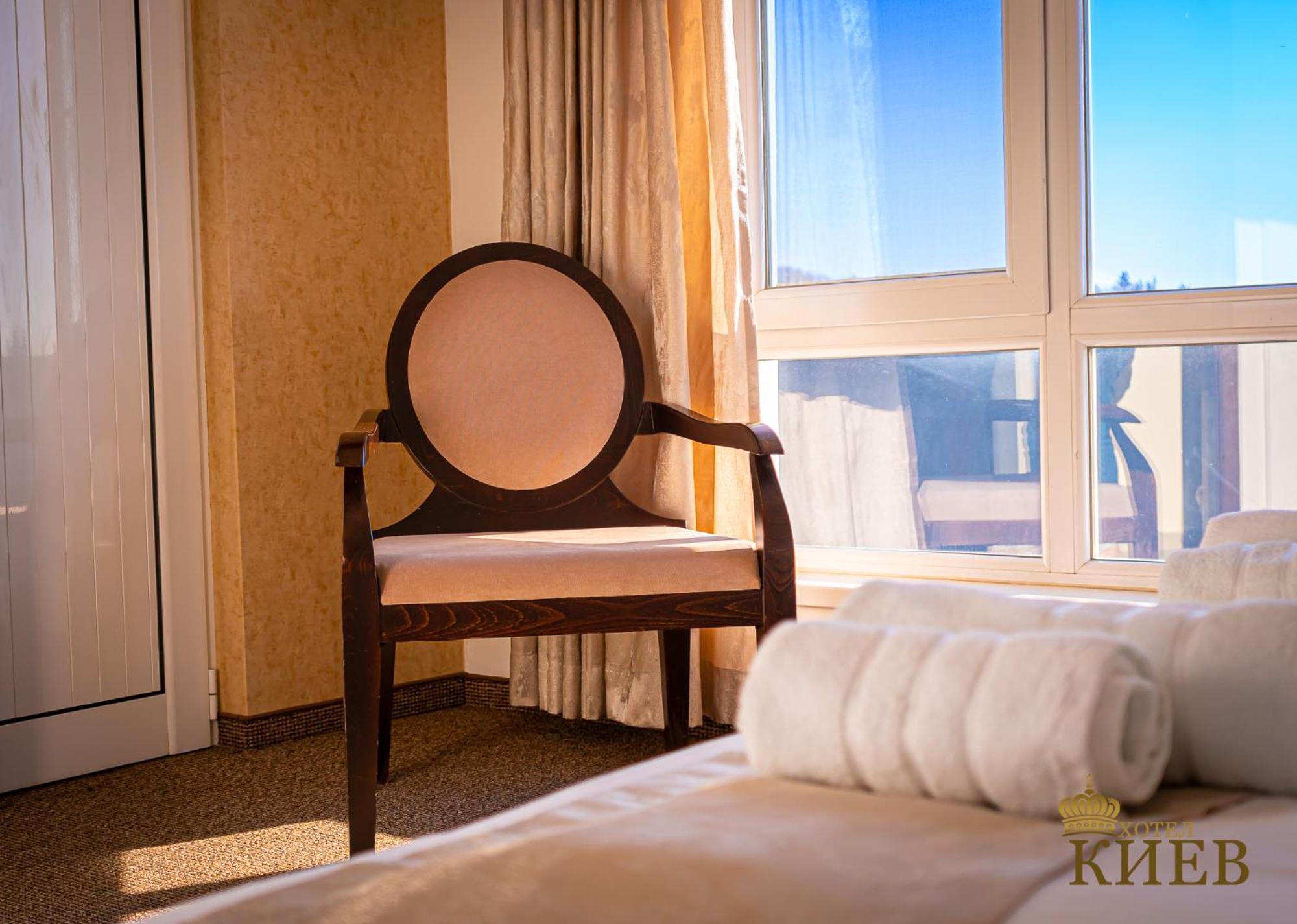 Hotel Kiev Veliko Tarnovo Kültér fotó