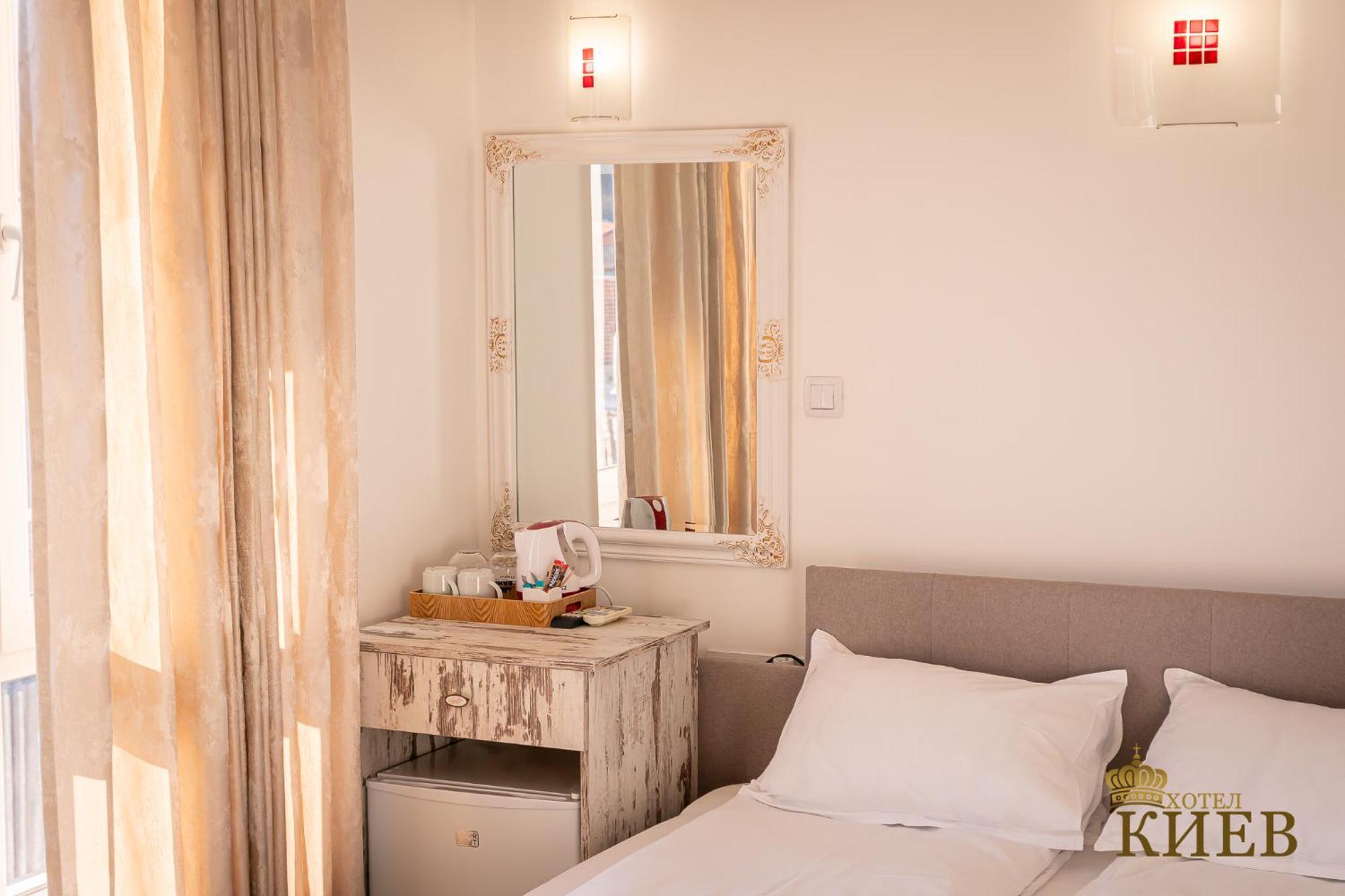 Hotel Kiev Veliko Tarnovo Kültér fotó