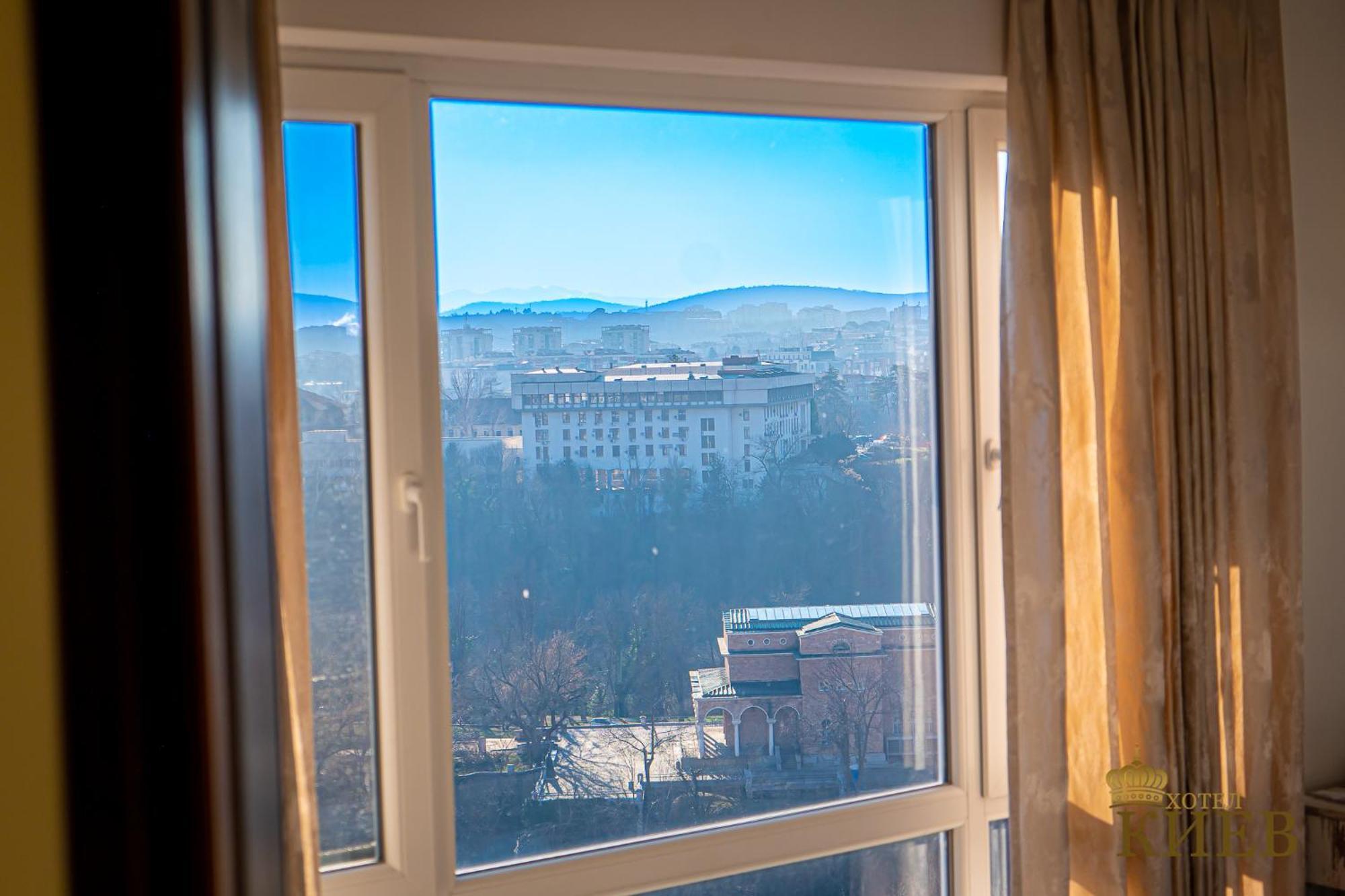 Hotel Kiev Veliko Tarnovo Kültér fotó