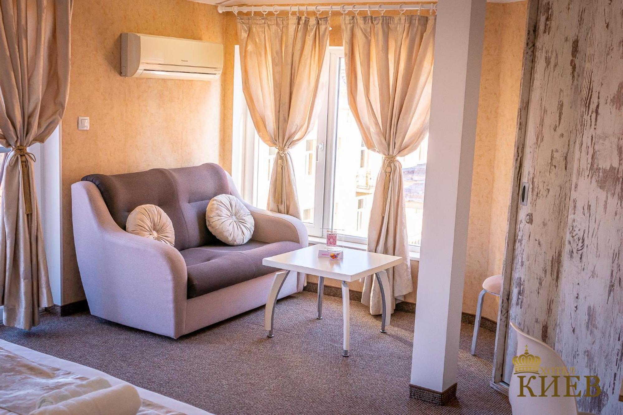 Hotel Kiev Veliko Tarnovo Kültér fotó