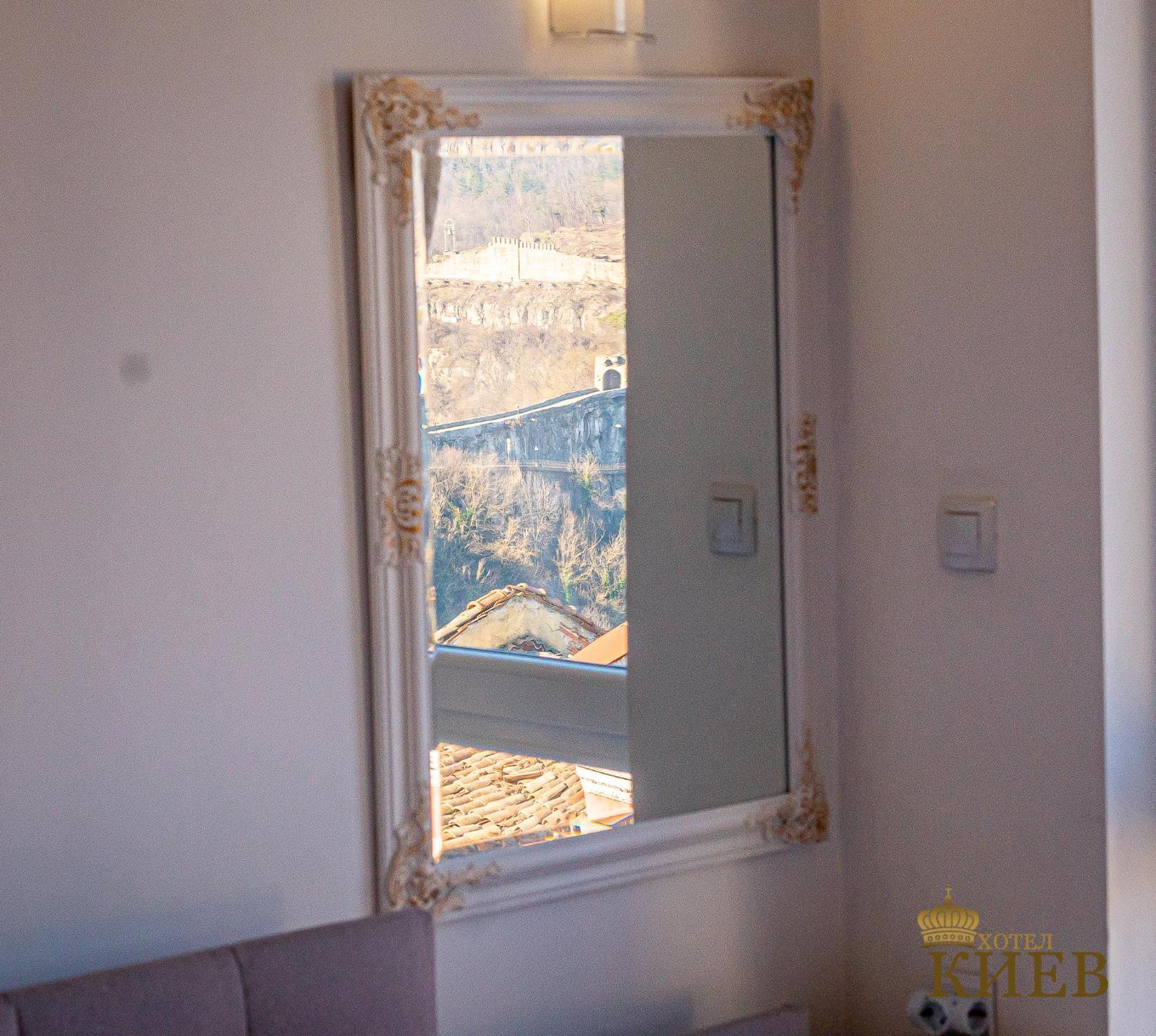Hotel Kiev Veliko Tarnovo Kültér fotó