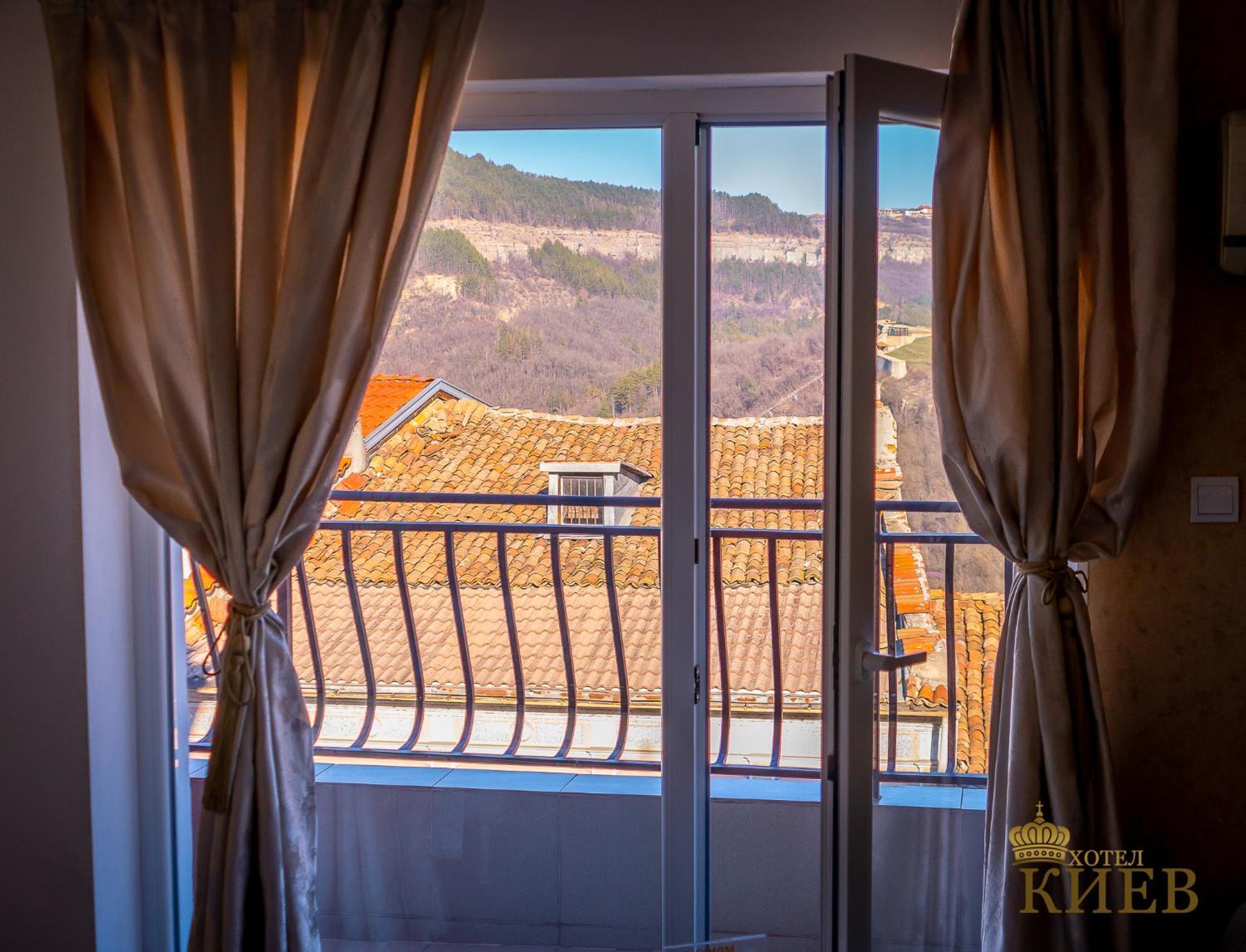 Hotel Kiev Veliko Tarnovo Kültér fotó